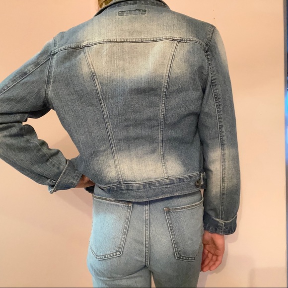 Denim Jacket Size Medium - Picture 3 of 7